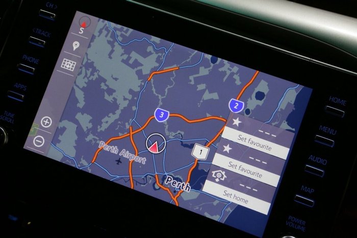 2021 Toyota Hilux SR5