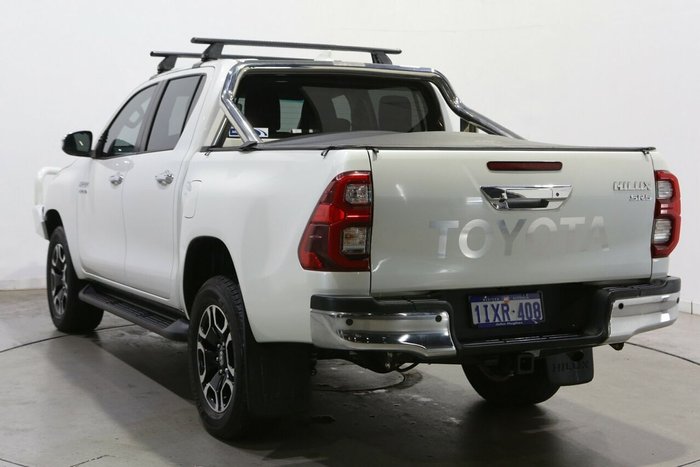 2021 Toyota Hilux SR5