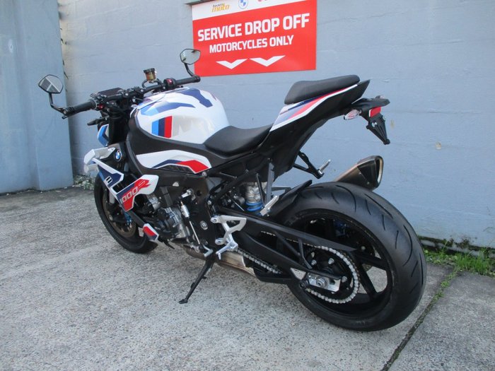 2023 BMW Motorrad M 1000 R LT WHT/RACING BLU MET/RACE RED