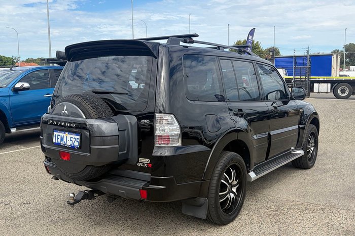 2013 Mitsubishi Pajero GLX-R