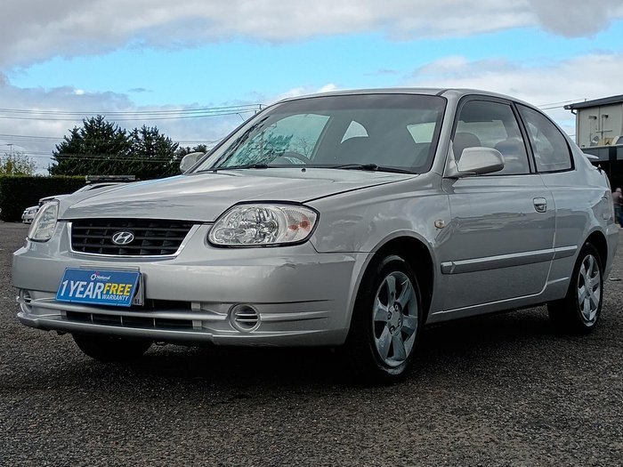 2004 Hyundai Accent GL