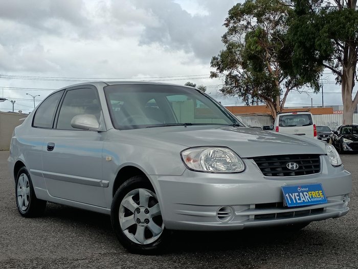 2004 Hyundai Accent