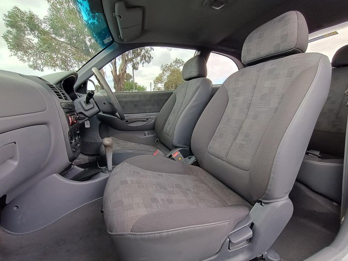 2004 Hyundai Accent GL