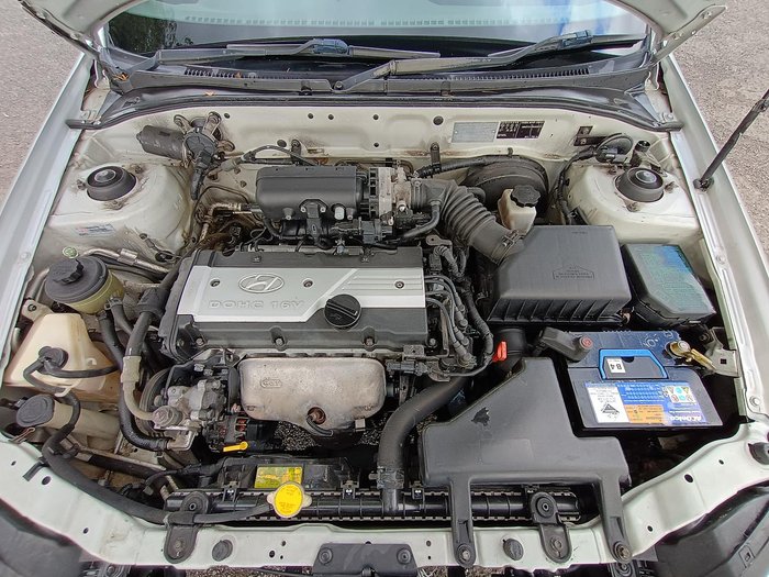 2004 Hyundai Accent GL