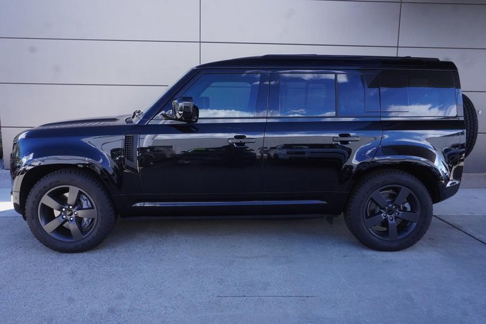 2025 Land Rover Defender 110 D350 X-Dynamic HSE