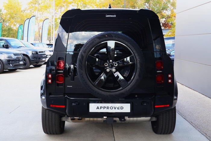 2025 Land Rover Defender 110 D350 X-Dynamic HSE