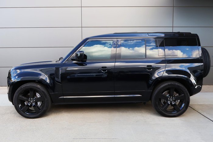 2025 Land Rover Defender 110 D350 X-Dynamic HSE