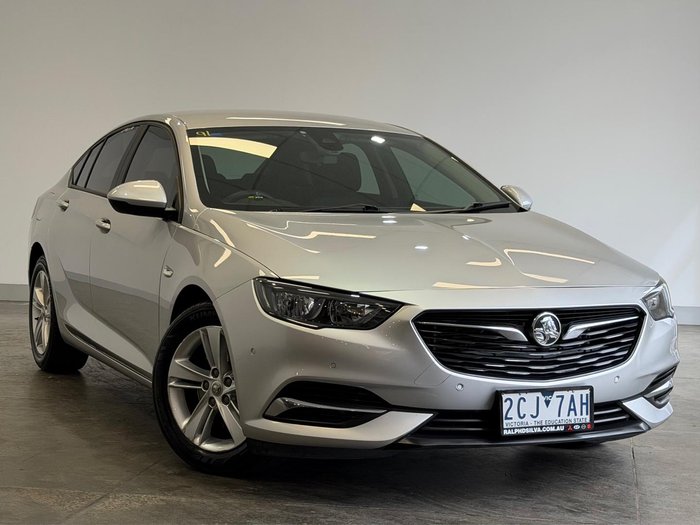 2020 Holden Commodore LT