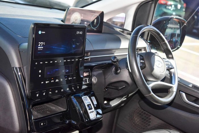 2021 Hyundai Staria