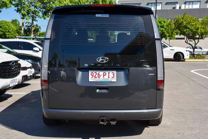 2021 Hyundai Staria
