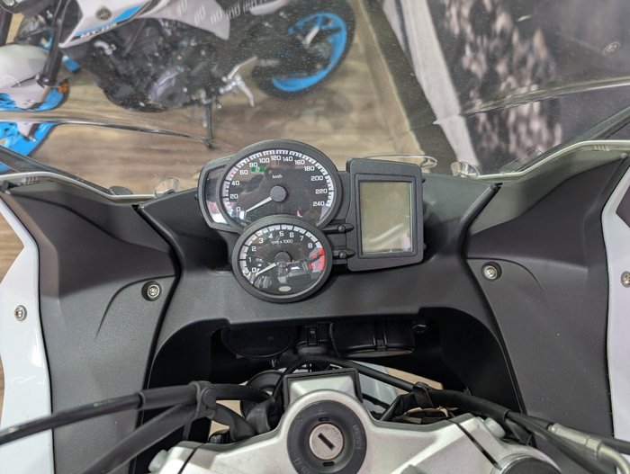 2014 BMW Motorrad F 800 GT WHITE