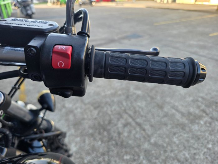 2005 Yamaha XVS1100 V-STAR CUSTOM BLACK