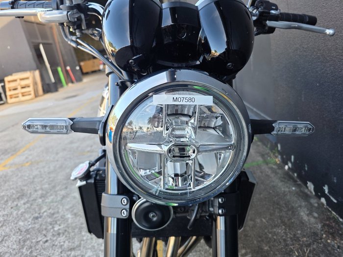 2022 Kawasaki Z900RS (ZR900C) GREEN