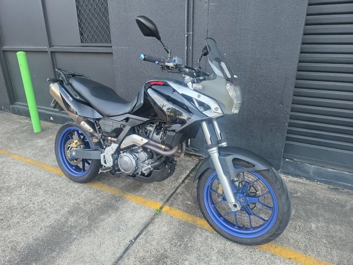 2005 APRILIA PEGASO 650 i.e BLACK