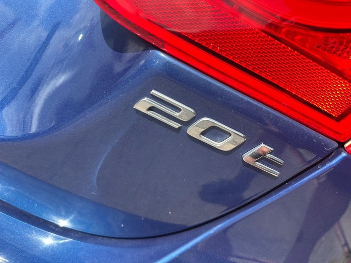 2016 Jaguar XE 20t Prestige X760 MY16 Bluefire Blue