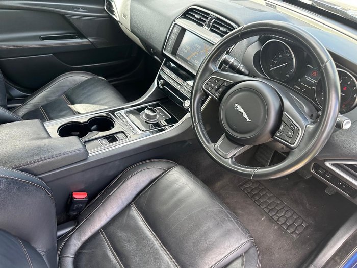 2016 Jaguar XE 20t Prestige X760 MY16 Bluefire Blue