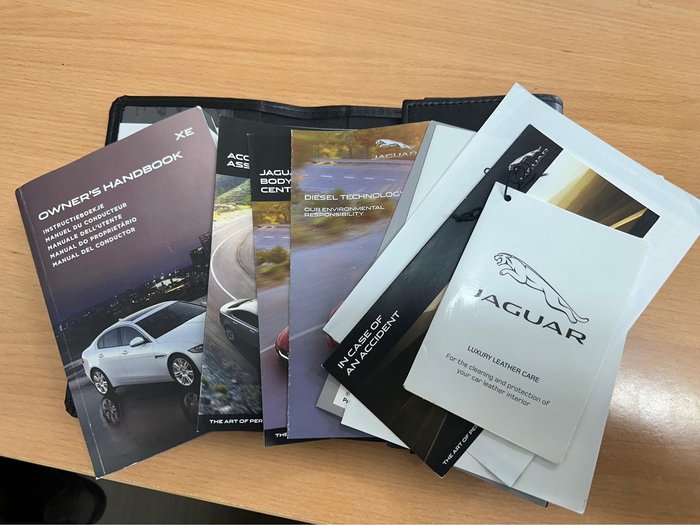 2016 Jaguar XE 20t Prestige X760 MY16 Bluefire Blue