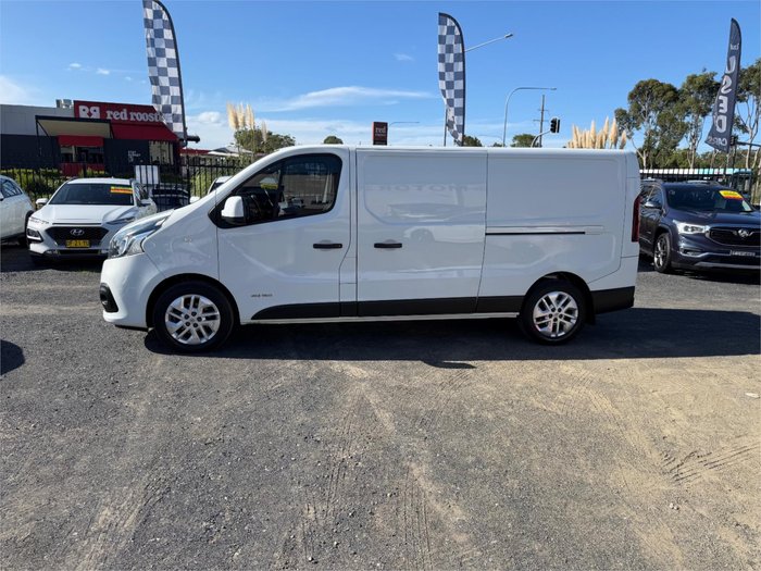 2018 RENAULT TRAFIC FORMULA EDITION LWB X82 MY18 WHITE