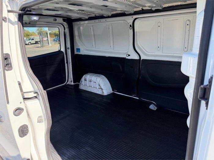 2018 RENAULT TRAFIC FORMULA EDITION LWB X82 MY18 WHITE