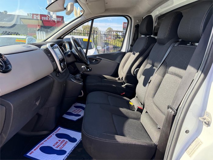 2018 RENAULT TRAFIC FORMULA EDITION LWB X82 MY18 WHITE