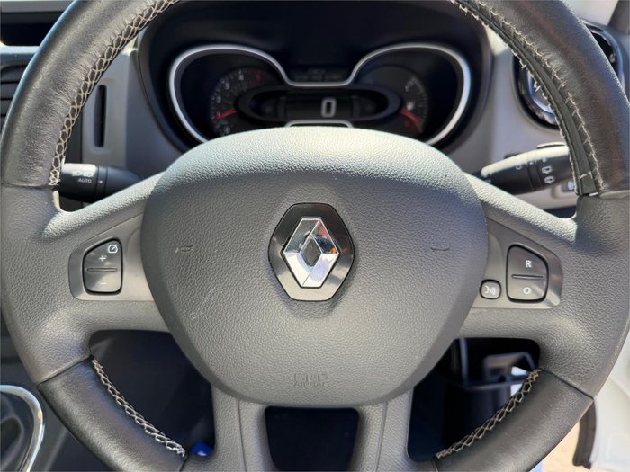 2018 RENAULT TRAFIC FORMULA EDITION LWB X82 MY18 WHITE