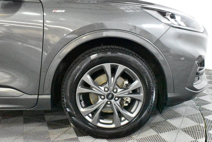 2020 Ford Escape ST-Line