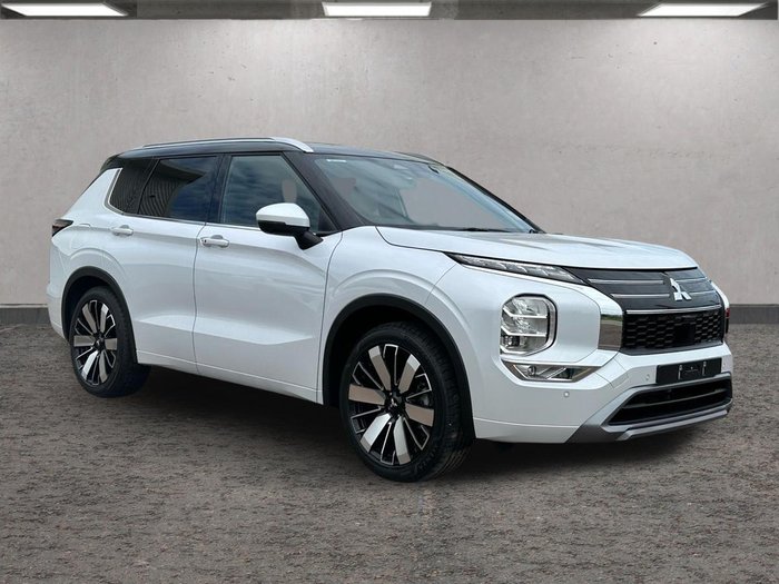 Mitsubishi Outlander Exceed Tourer ZM