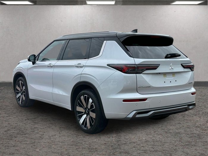 2025 Mitsubishi Outlander Exceed Tourer