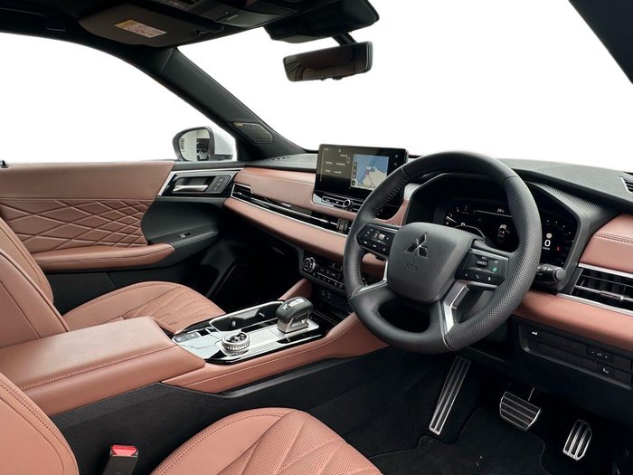 Mitsubishi Outlander Exceed Tourer