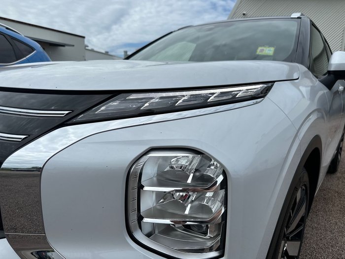 2025 Mitsubishi Outlander Exceed Tourer