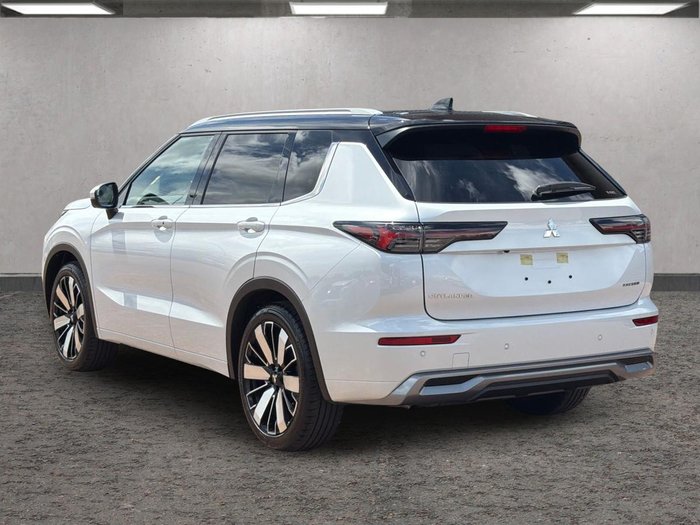 2025 Mitsubishi Outlander Exceed Tourer