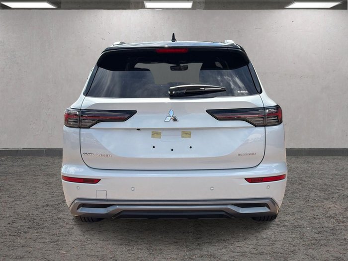 2025 Mitsubishi Outlander Exceed Tourer