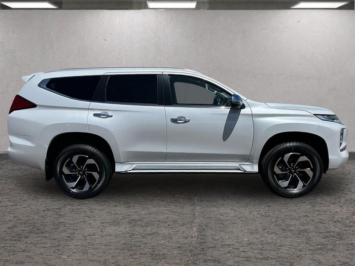 2025 Mitsubishi Pajero Sport Exceed