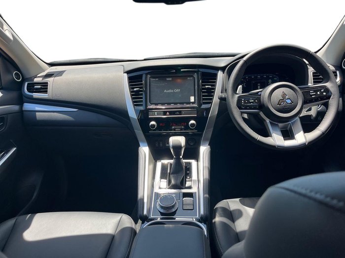 2025 Mitsubishi Pajero Sport Exceed