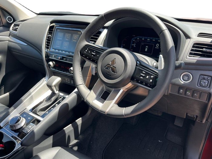 2025 Mitsubishi Pajero Sport Exceed