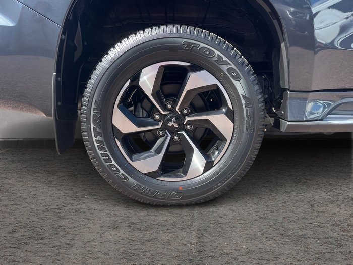 2025 Mitsubishi Pajero Sport Exceed
