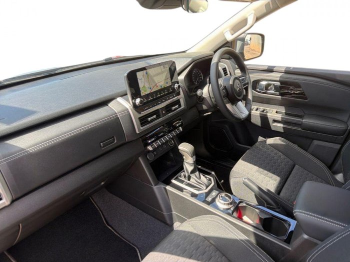 2025 Mitsubishi Triton GLS
