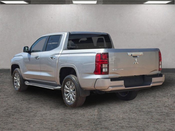 2025 Mitsubishi Triton GLS