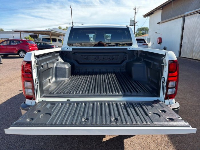 2025 Mitsubishi Triton GLS