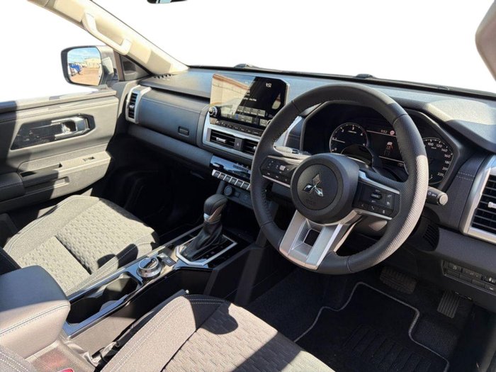 2025 Mitsubishi Triton GLS