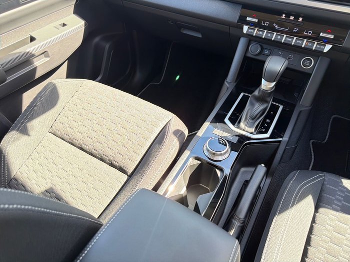 2025 Mitsubishi Triton GLS