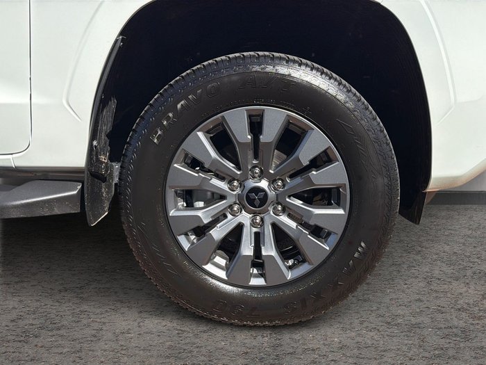 2025 Mitsubishi Triton GLS