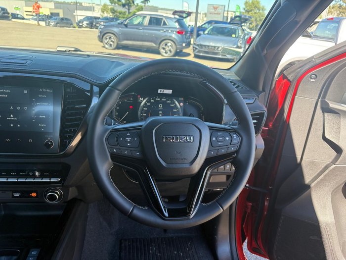2025 Isuzu D-MAX BLADE