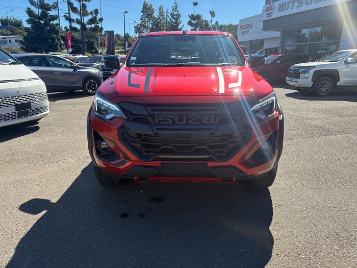 2025 Isuzu D-MAX BLADE