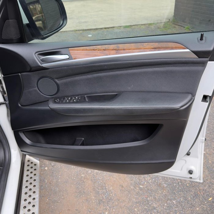 2010 BMW X5 xDrive35d E70 MY10 4X4 Constant Alpine White