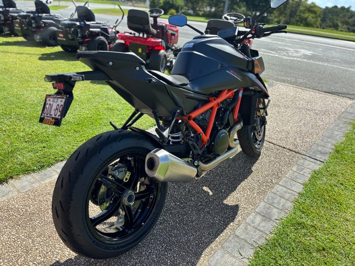 2025 Ktm 1390 SUPER DUKE R Black