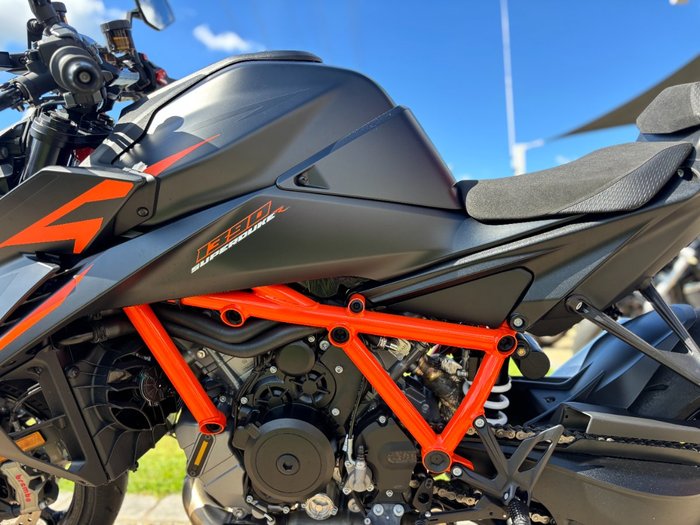 2025 Ktm 1390 SUPER DUKE R Black