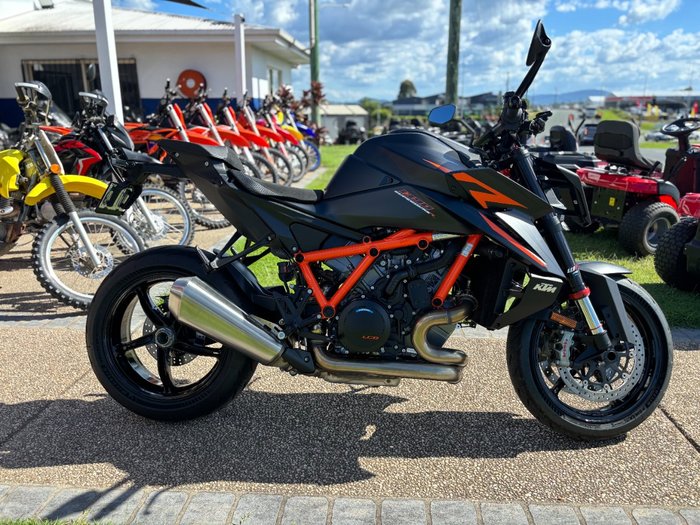 2025 Ktm 1390 SUPER DUKE R Black