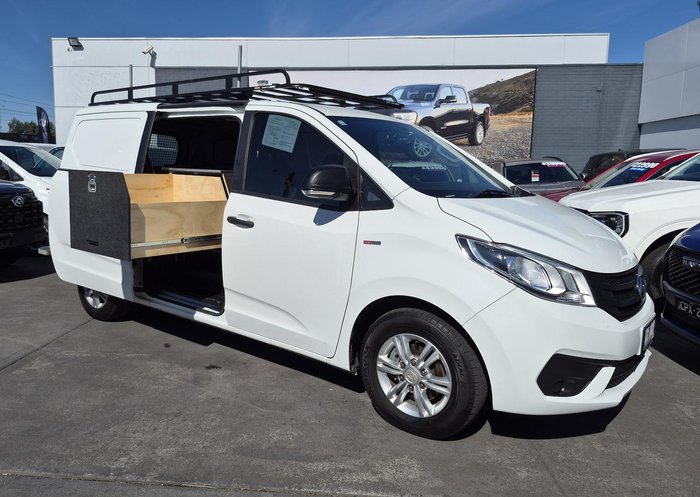 2023 LDV G10 +