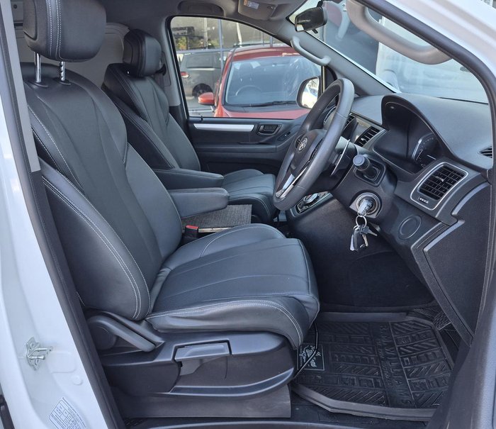 2023 LDV G10 +